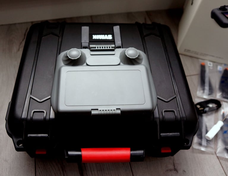 Dji Air 3 flymore combo and extras pristine condition very low flying  hours