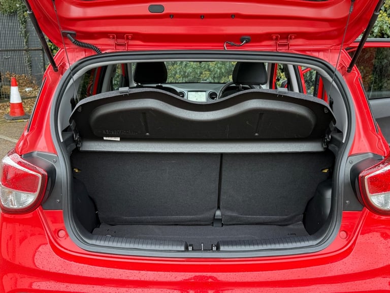 2019 Hyundai i10 1.2 Premium SE 5dr Auto Hatchback Petrol Automatic