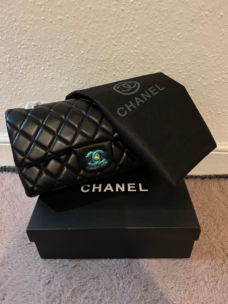 image for Chanel hand bag 