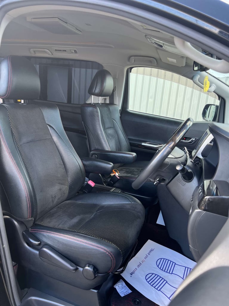 2014 Toyota Vellfire 2.4+GOLDEN EYES+GRADE 4B+FRESH IMPORT+ MPV Petrol Automatic