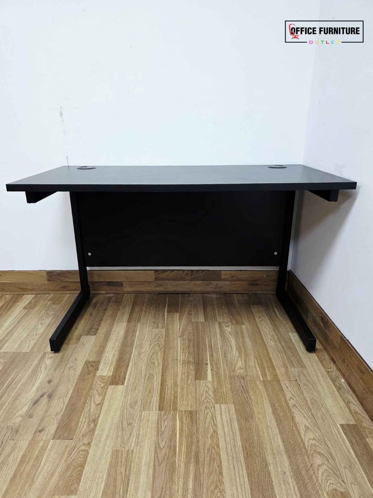 Straight Black Office Desk (120cm x 60cm)