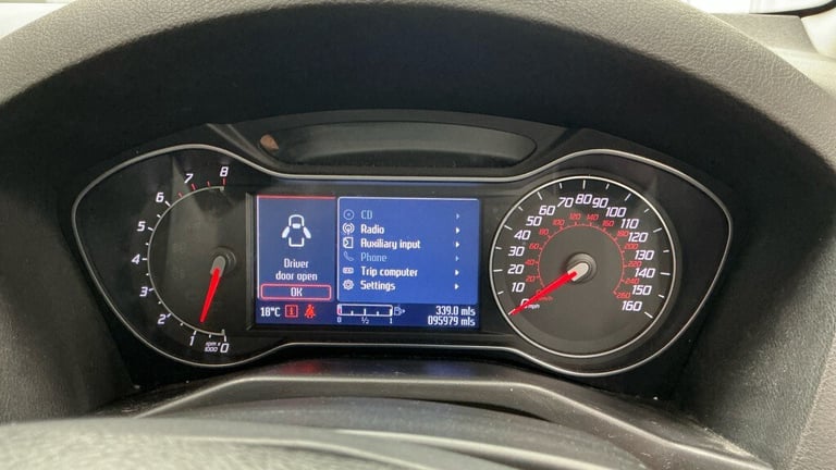 2011 Ford Mondeo 2.0 Titanium 5dr HATCHBACK Petrol Manual