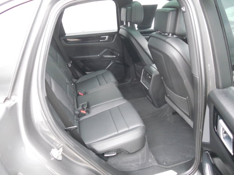 2021 Porsche Cayenne E-Hybrid 5dr Tiptronic S BIG SPEC ESTATE Petrol Parallel Phev Automatic