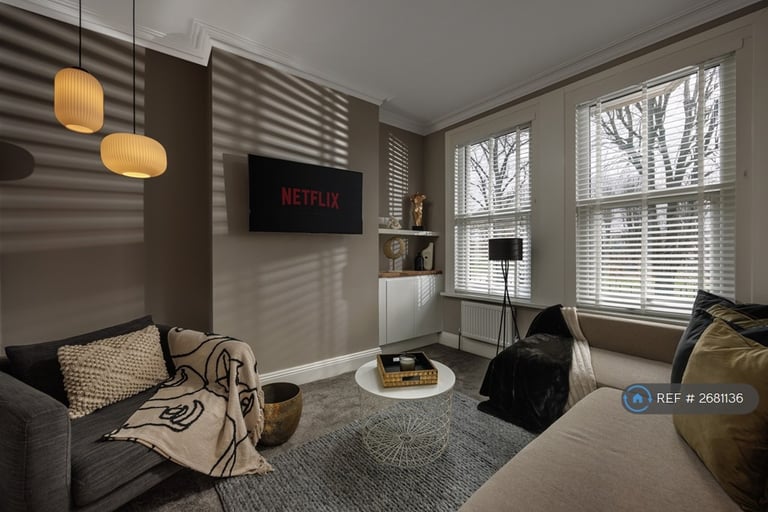 3 bedroom house in Lanhydrock Road, Plymouth, PL4 (3 bed) (#2681136)