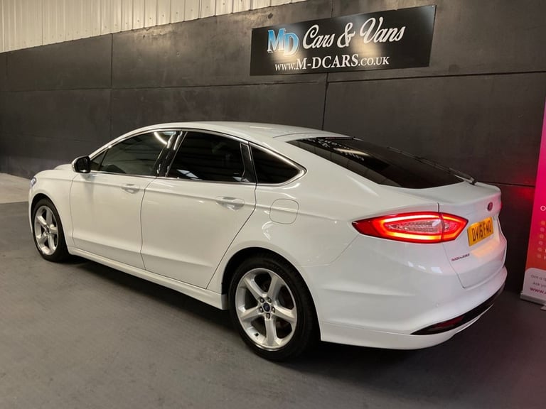 2016 Ford Mondeo 2.0 TDCi Titanium 5dr HATCHBACK DIESEL Manual