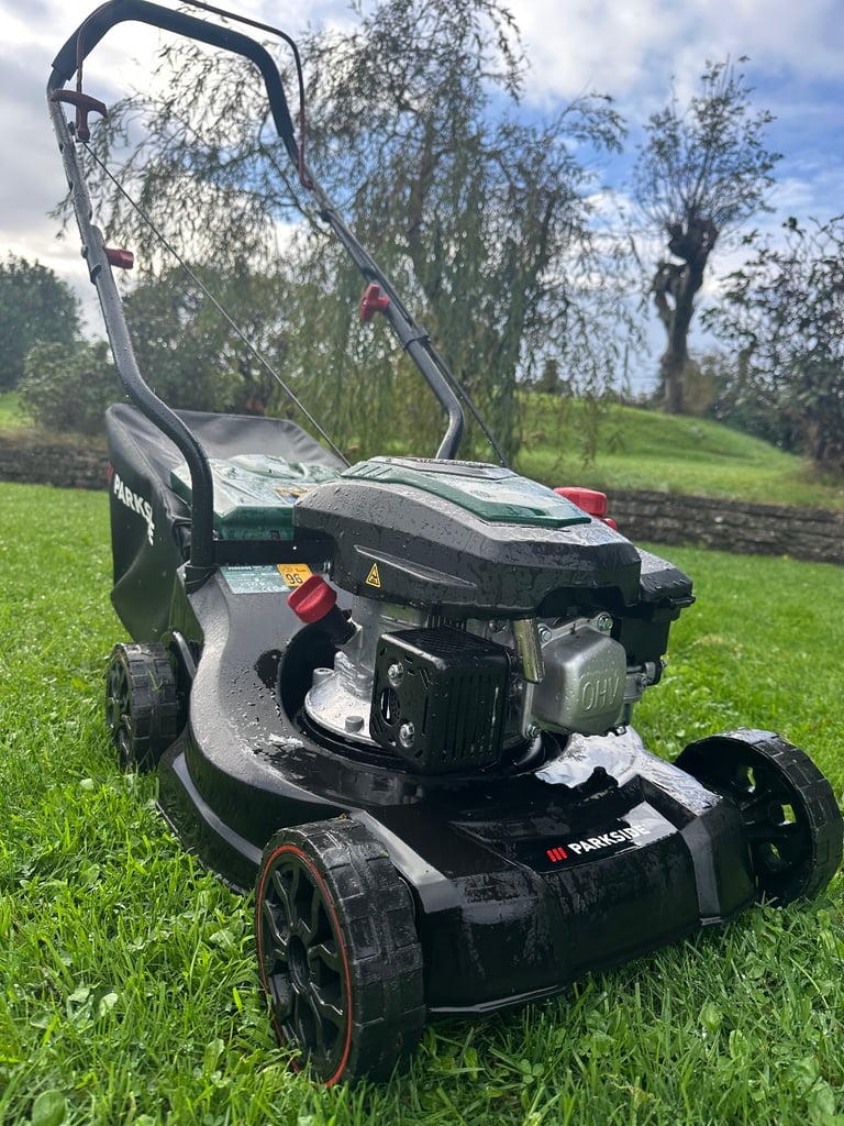 Parkside 16”cut petrol lawnmower As NEW maintenance free poly deck mower 
