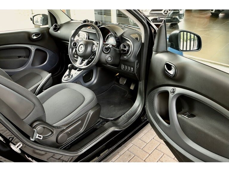 2018 smart fortwo 1.0 Passion 2dr Auto COUPE PETROL Automatic