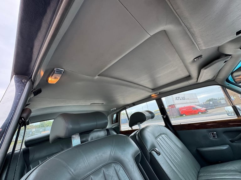 ROLLS ROYCE ROLLS ROYCE  SILVER SHADOW 2