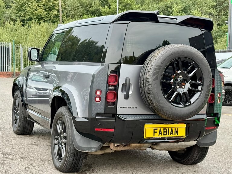 2021 Land Rover Defender 90 3.0 **Urban Styling - 3 Seater - 360 Cam* 