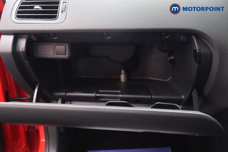 2016 Volkswagen Polo 1.0 Match 5dr HATCHBACK PETROL Manual