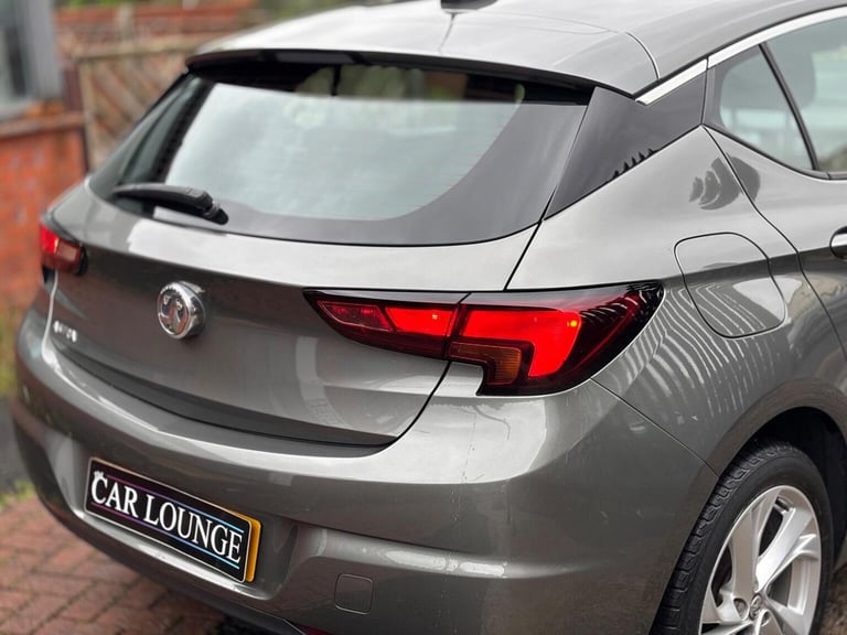 VAUXHALL ASTRA 1.4i SRi Euro 6 5dr 2017