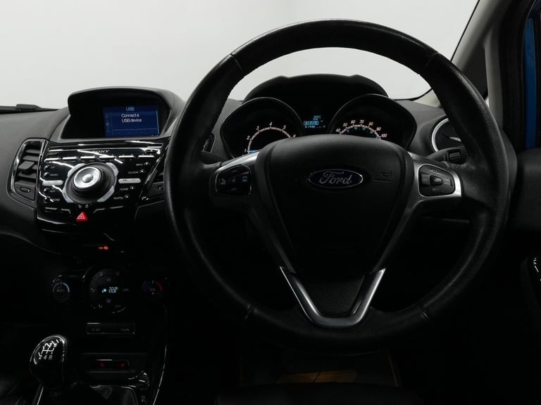2015 Ford Fiesta 1.0T EcoBoost Titanium X Euro 5 (s/s) 5dr HATCHBACK Petrol Manual