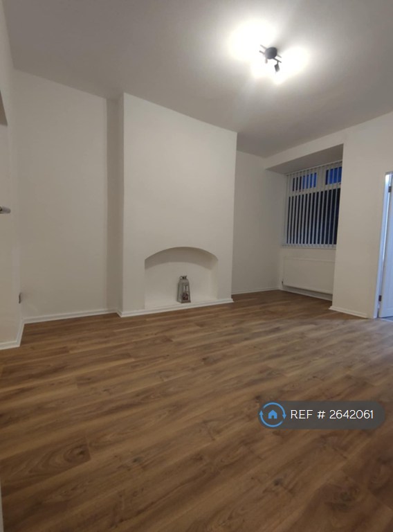 3 bedroom house in Robins Lane, St. Helens, WA9 (3 bed) (#2642061)