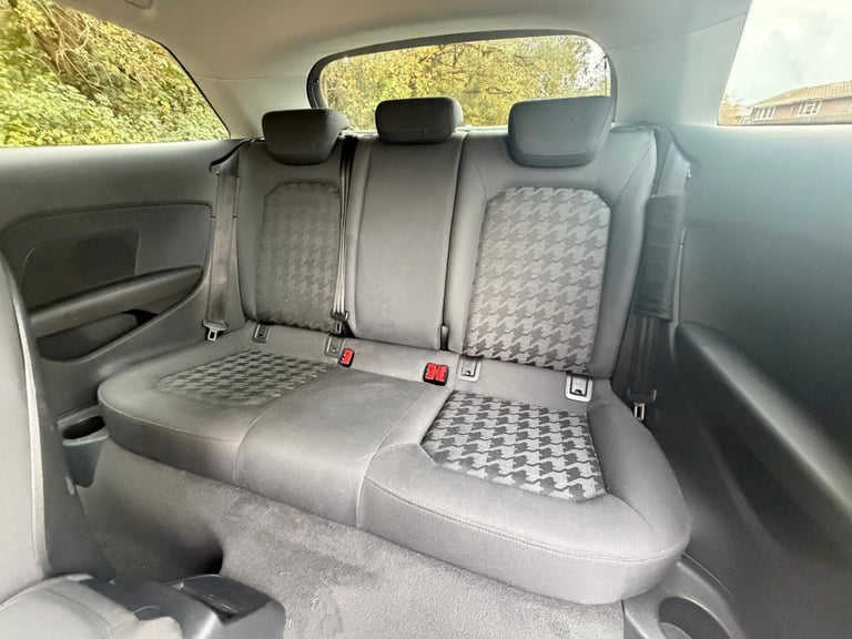 Audi A3 1.6 TDI SE 3dr DIESEL MANUAL 2014/63