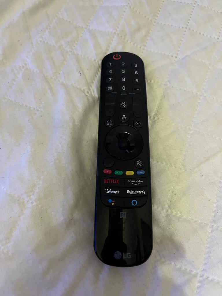 LG 55 inch OLED Smart TV UHD 4K HDR10 Dolby Vision/Atmos Freeview/Freesat HD