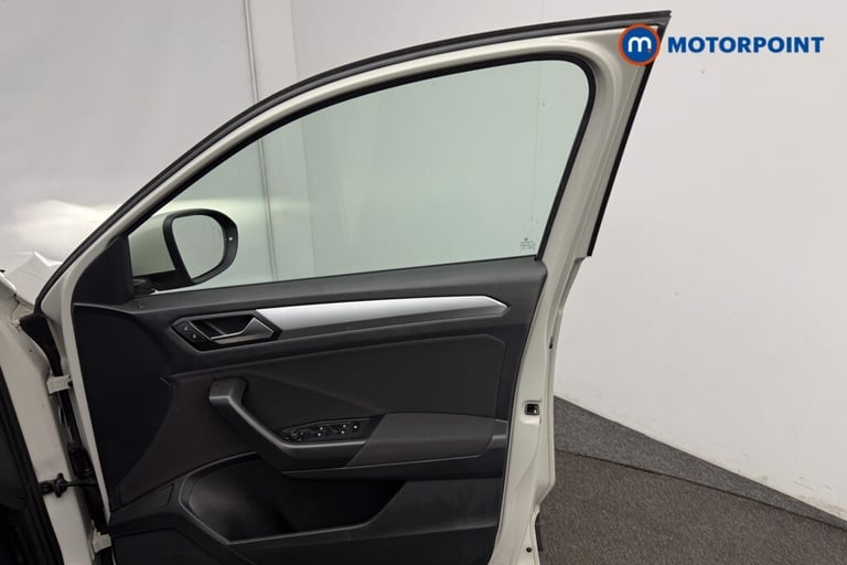 2023 Volkswagen T-Roc 1.5 TSI Life 5dr HATCHBACK PETROL Manual
