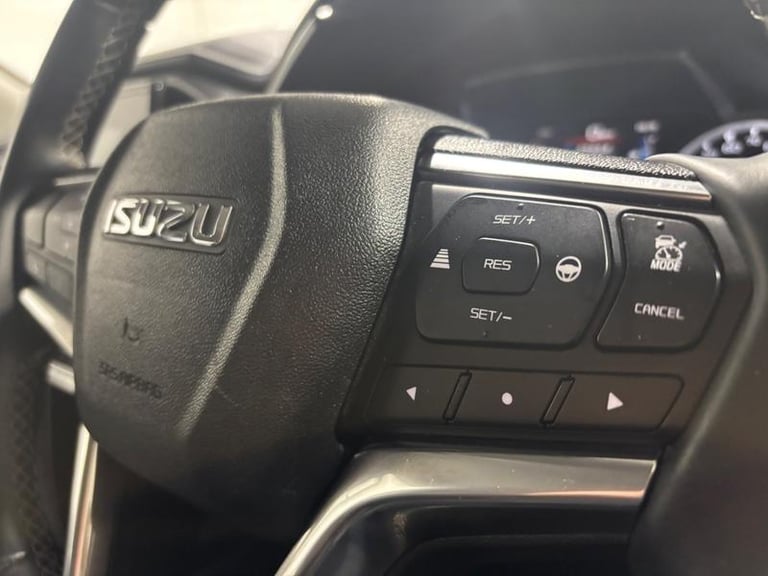 2023 Isuzu D-Max 1.9 DL40 Double Cab 4x4 Auto Automatic Pick Up Diesel Automatic