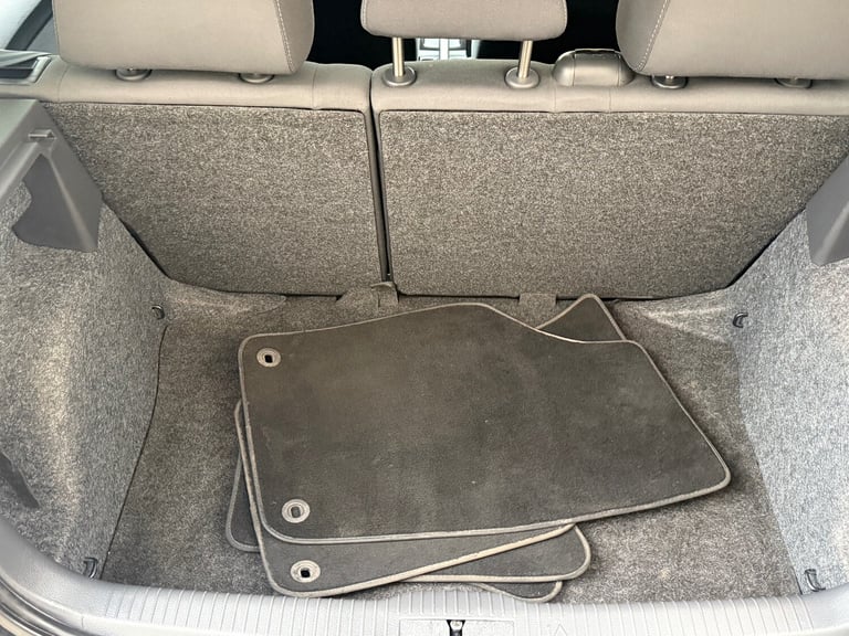 2009 Volkswagen Polo 1.4 Match 80 5dr Auto HATCHBACK Petrol Automatic