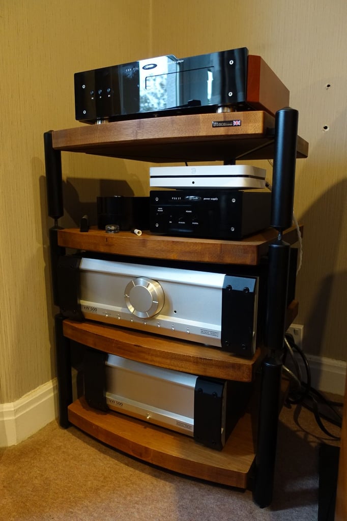 For sale: Four Shelf Atacama Eris Eco 5 Hifi Stand in excellent condition