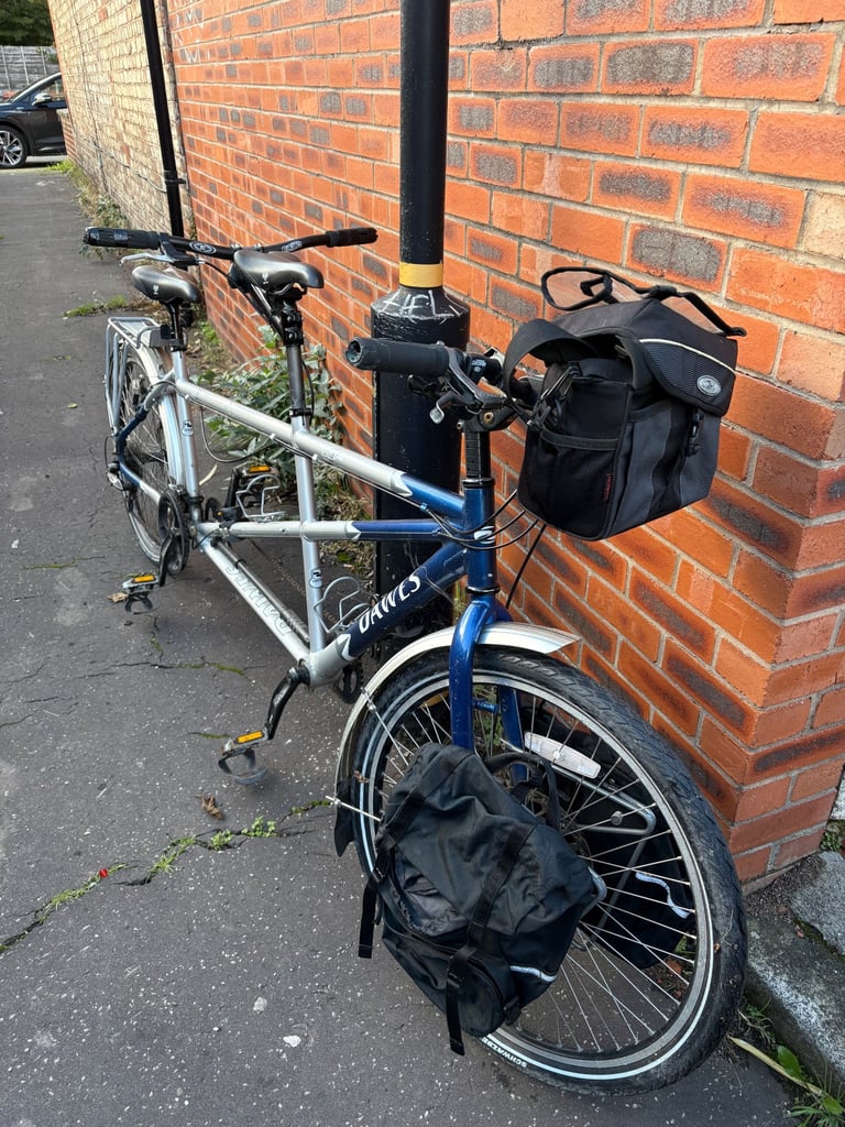 Tandem bicycle. Dawes Edge