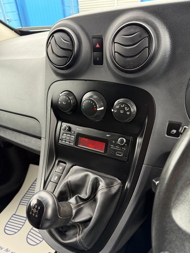 2015 Mercedes-Benz Citan 109 CDI BlueEFFICIENCY Van XLWB DIESEL VAN PANEL VAN Diesel Manual