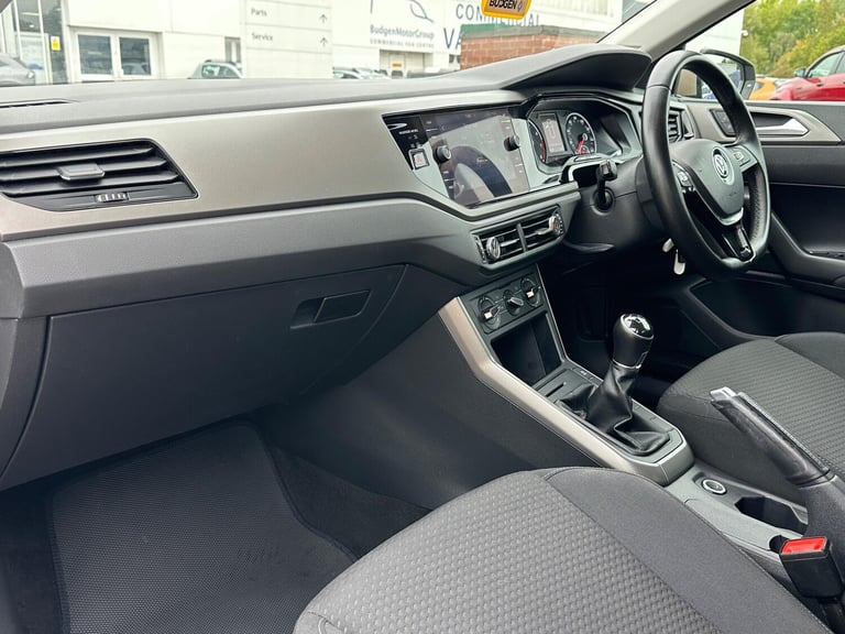 2018 Volkswagen Polo 1.0 SE Euro 6 (s/s) 5dr HATCHBACK Petrol Manual