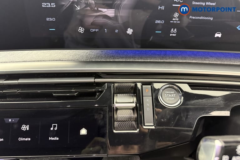 2024 Peugeot 3008 157kW GT 73kWh 5dr Auto SUV Electric Automatic