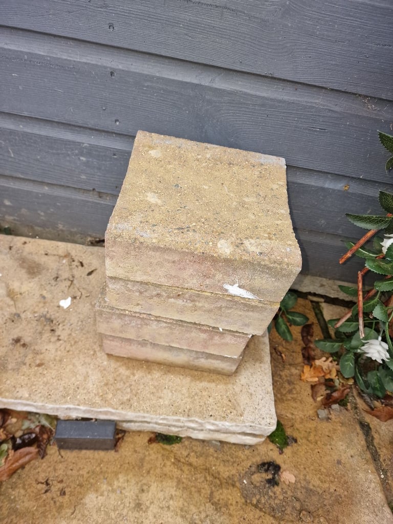 Drainage pavers x 50
