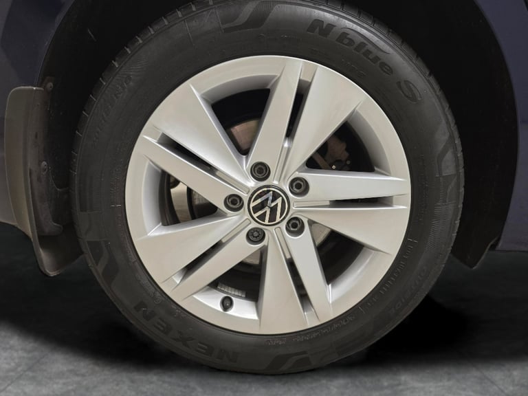 2021 Volkswagen Golf 1.5 TSI Life Hatchback 5dr Petrol Manual Euro 6 (s/s) (130 ps) - DRIVER MEM ...