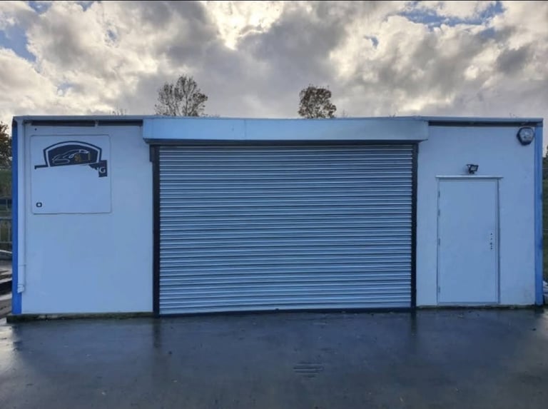image for Garage and large gated Forecourt in East Kilbride 