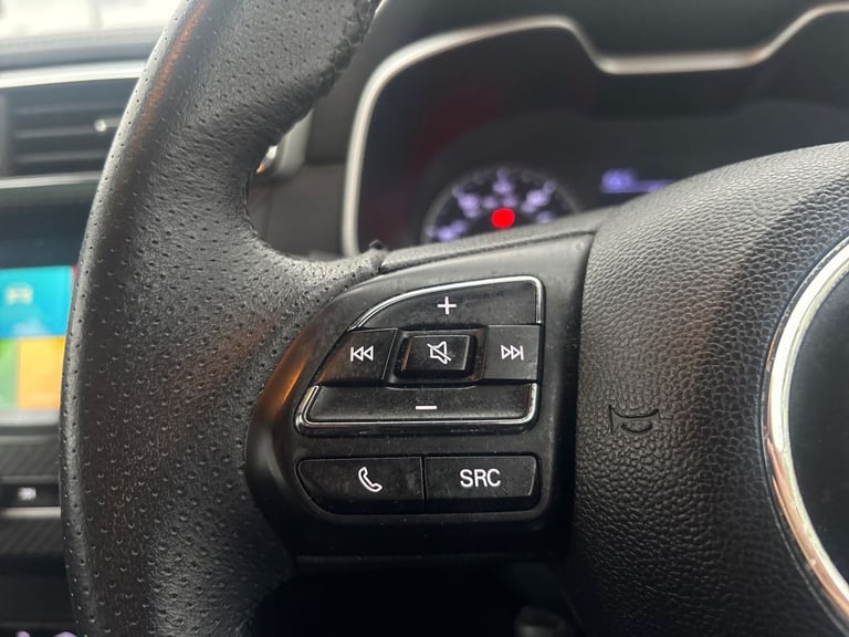  MG ZS 1.5 Vti Tech Exclusive Suv 5dr Petrol Manual Euro 6 s/s 106 Ps Petrol