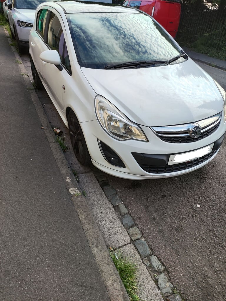 (NEW MOT) VAUXHALL Corsa Limited Edition SXI (5 door Rare)