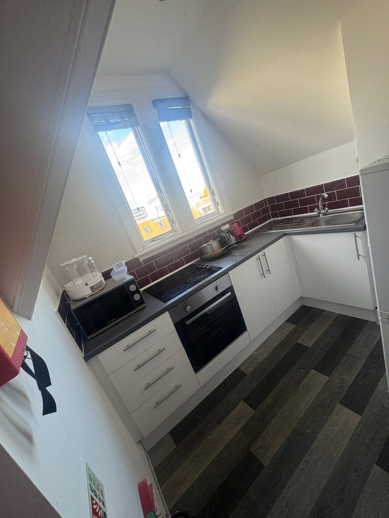 Seperate and Spacious 1 Bed Flat available for Rent in - CV1 3EG
