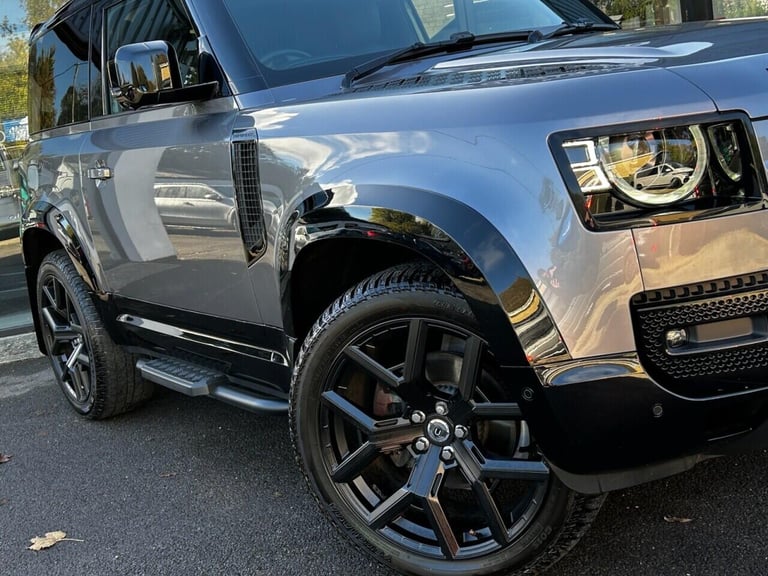 2023 Land Rover Defender 3.0 D250 Hard Top HSE Auto PANEL VAN DIESEL Automatic