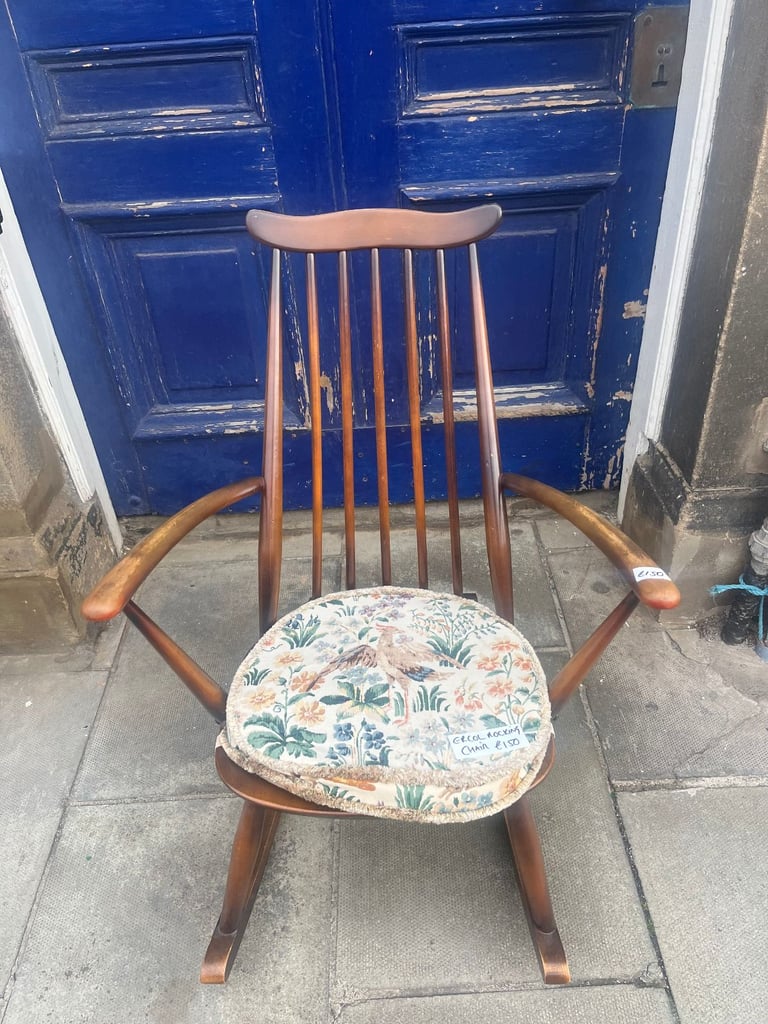 Ercol Mid size Rocking Chair , lovely vintage chair