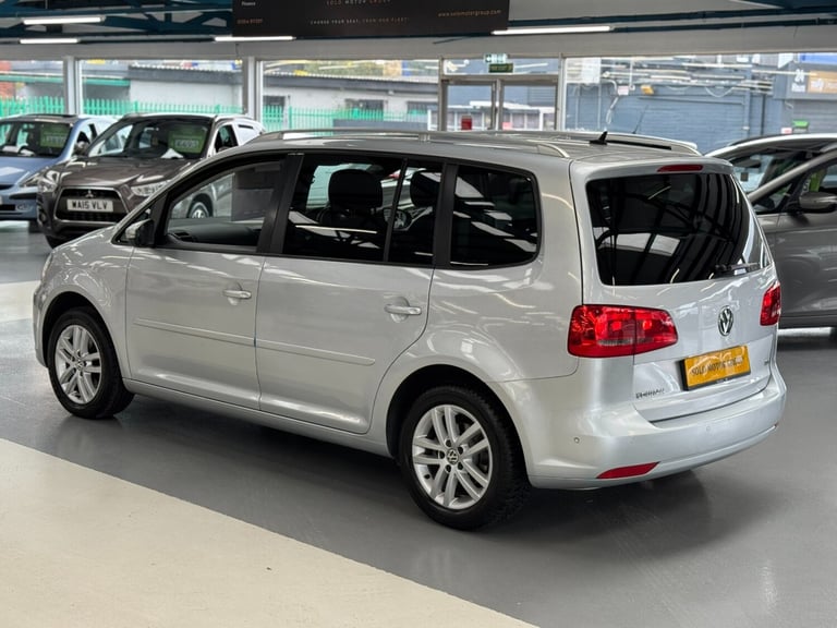 2012 Volkswagen Touran 1.6 TDI 105 SE 5dr DSG MPV Diesel Automatic
