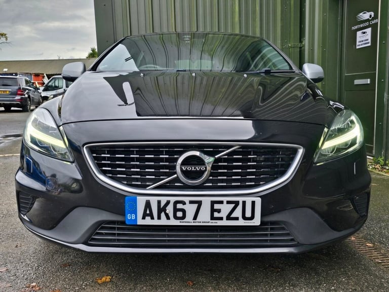 2017 Volvo V40 2.0 D2 R-Design Nav Plus Hatchback 5dr Diesel Manual Euro 6 (s/s) (120 ps) Hatchba...