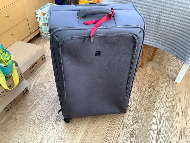 Used Suitcases for Sale in Wigston Leicestershire Gumtree