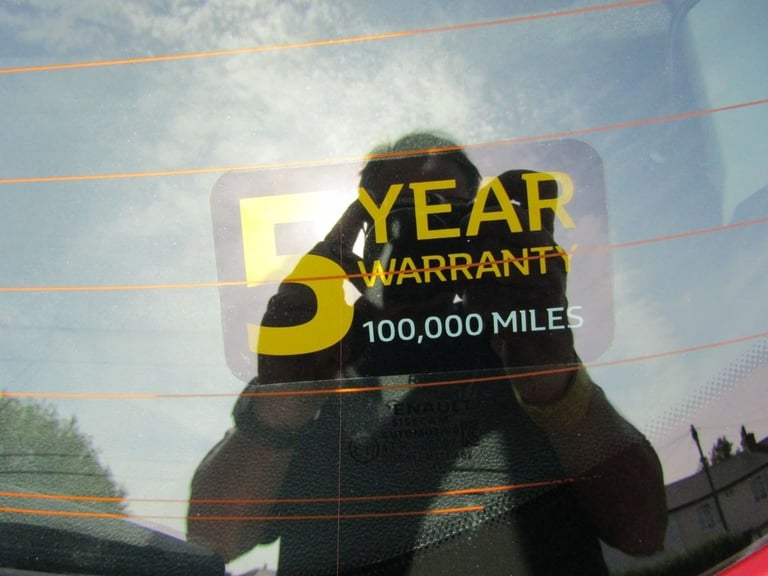 2021 71 RENAULT CLIO 1.0 TCE ICONIC HATCHBACK 5DR PETROL MANUAL EURO 6 (S/S) (90