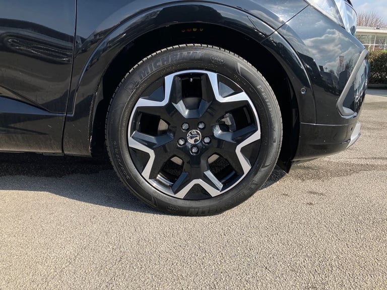 2022 Vauxhall Grandland 1.2 Turbo Ultimate 5dr Hatchback PETROL Manual