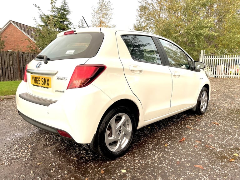 2015 Toyota Yaris 1.5 Hybrid Icon 5dr CVT ULEZ Compliance  HATCHBACK Petrol/Electric Hybrid Autom...