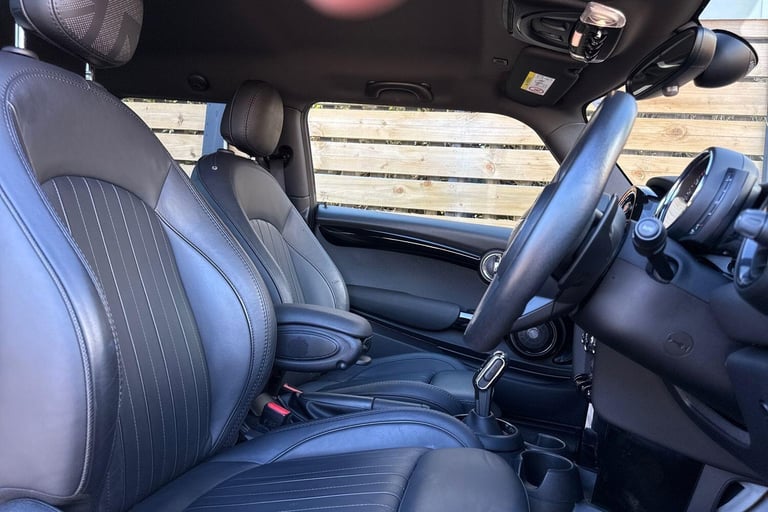 2019 MINI Hatch 2.0 John Cooper Works Hatchback 3dr Petrol Steptronic Euro 6 (s/s) (231 ps) HATCH...