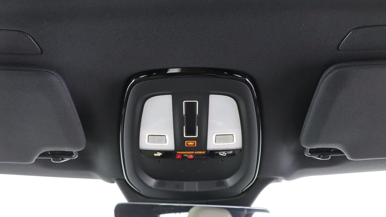 2025 Volvo XC90 T8 PHEV AWD Ultra Dark (Sunroof, 360 Camera, Bowers &amp; Wilkins Sound) ESTATE P...
