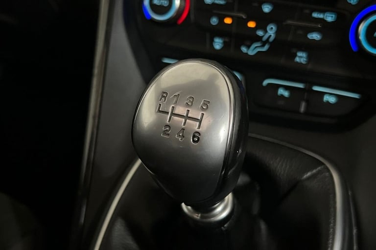 2019 19 FORD KUGA 1.5T ECOBOOST ST-LINE EDITION SUV 5DR PETROL MANUAL EURO 6 (S/