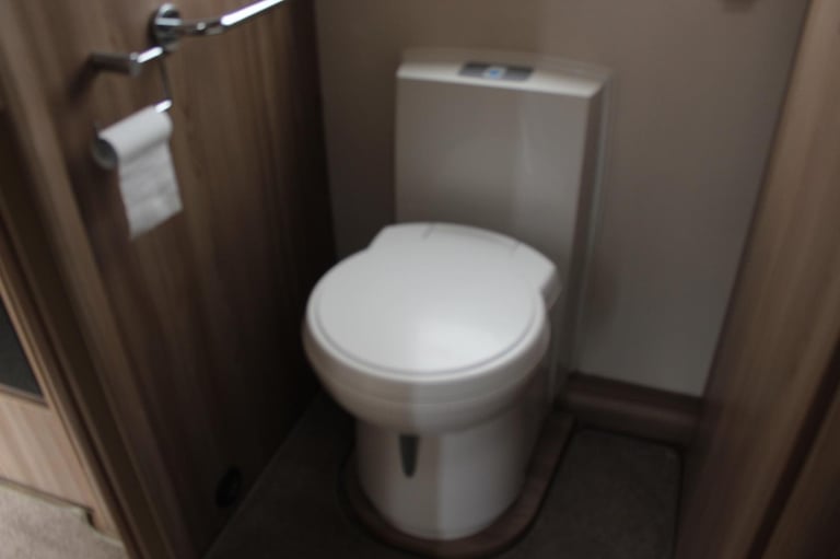 Bessacarr 442 DIESEL MANUAL 2015/65