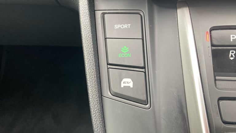 2022 Honda CR-V 2.0 i-MMD Hybrid SE 5dr eCVT Hybrid Estate Estate Hybrid Automatic