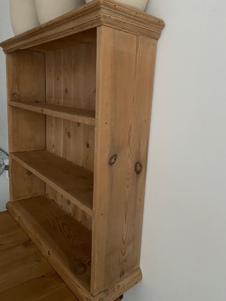‼️URGENT QUICK SALE pine wood  ‘ sanded’ Shelve unit 