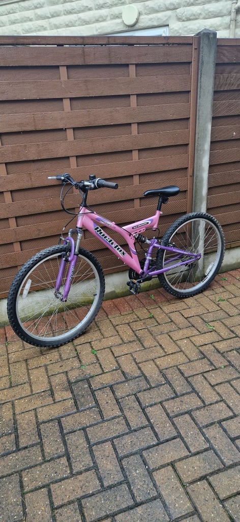 image for ROCKFOX REFLEX DUAL SUSPENSION 18 INCH FRAME 26 INCH WHEELS. VERY GOOD.