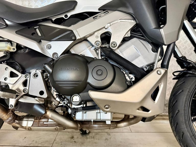 HONDA VFR 800X CROSSRUNNER, 2016, 66 REG, 15,763 MILES, SH, EXCELLENT COND 