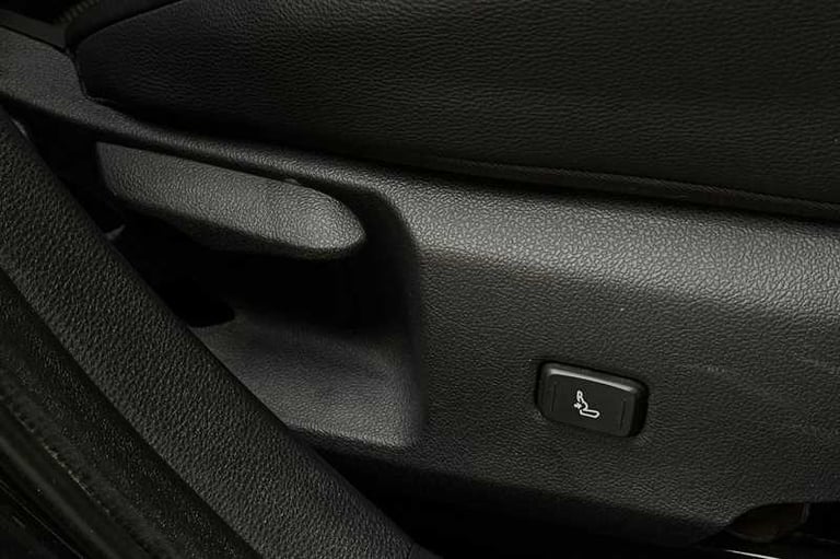 2022 Toyota Corolla 1.8 VVT-i Hybrid Excel 5dr CVT HATCHBACK PETROL/ELECTRIC Automatic